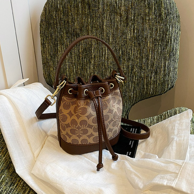 Retro Trendy Crossbody Bag wit - Interior Design Korean Style のレビューと価格
